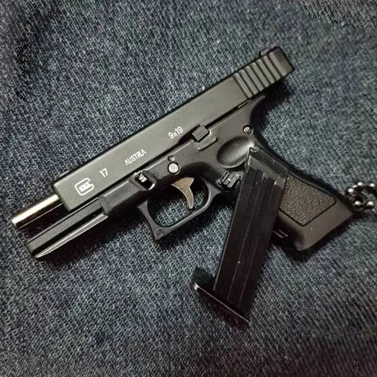 1:3 G17 Pistol Model Metal G17 Mini Toy Gun Detachable DIY Semi-Alloy Keychain Pendant Ornaments Children'S Toy