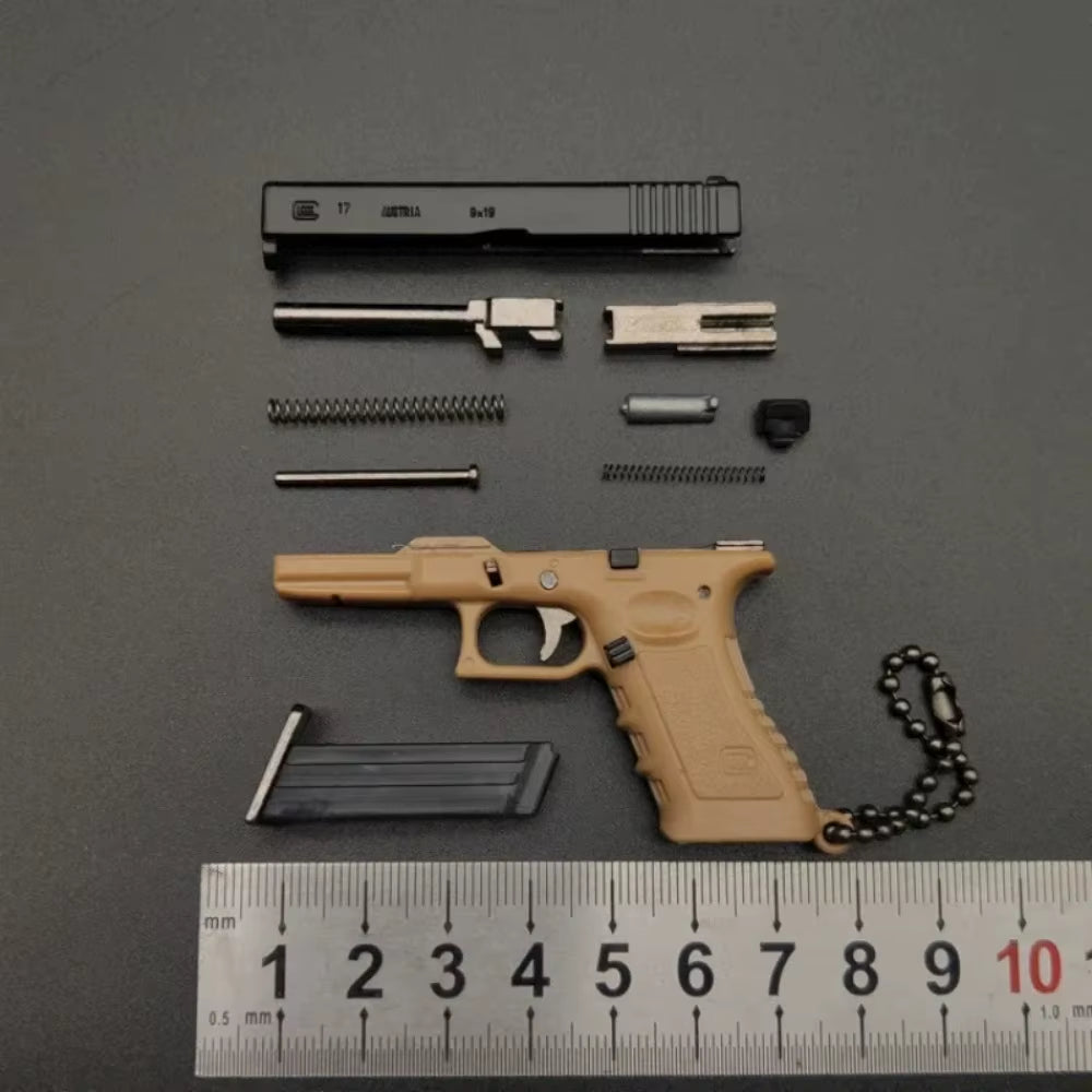 1:3 G17 Pistol Model Metal G17 Mini Toy Gun Detachable DIY Semi-Alloy Keychain Pendant Ornaments Children'S Toy